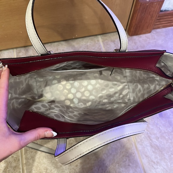 Kate spade tote in great condition, I just decided it is too big for me. - Picture 3 of 5